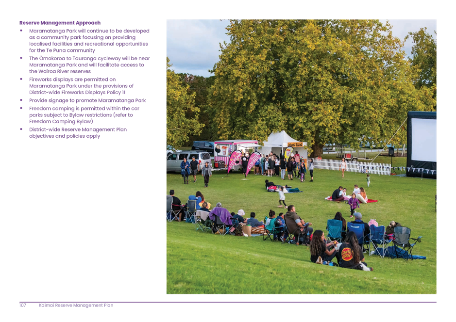 A group of people sitting on grass

AI-generated content may be incorrect.